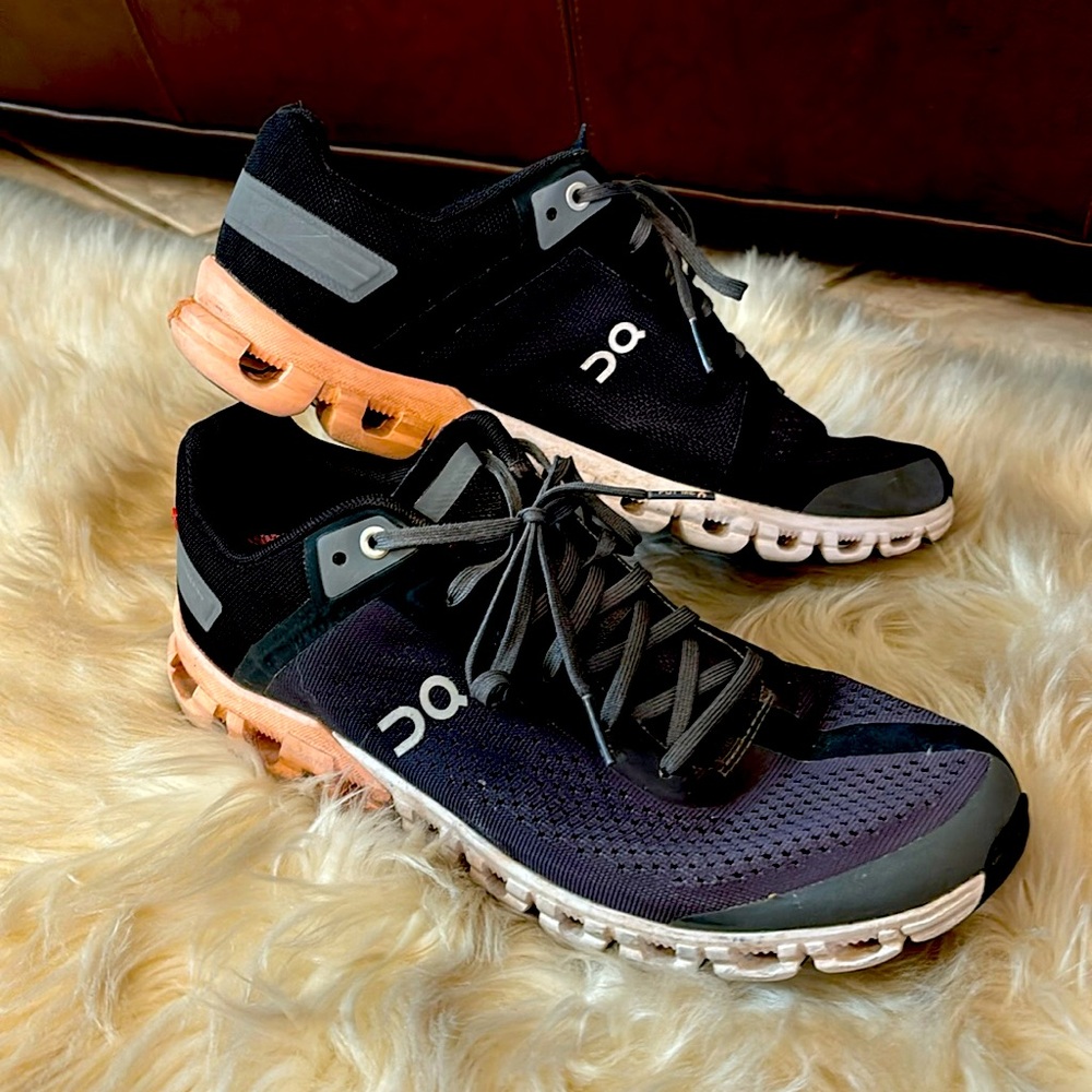 EUC On Cloud Helion Shoes